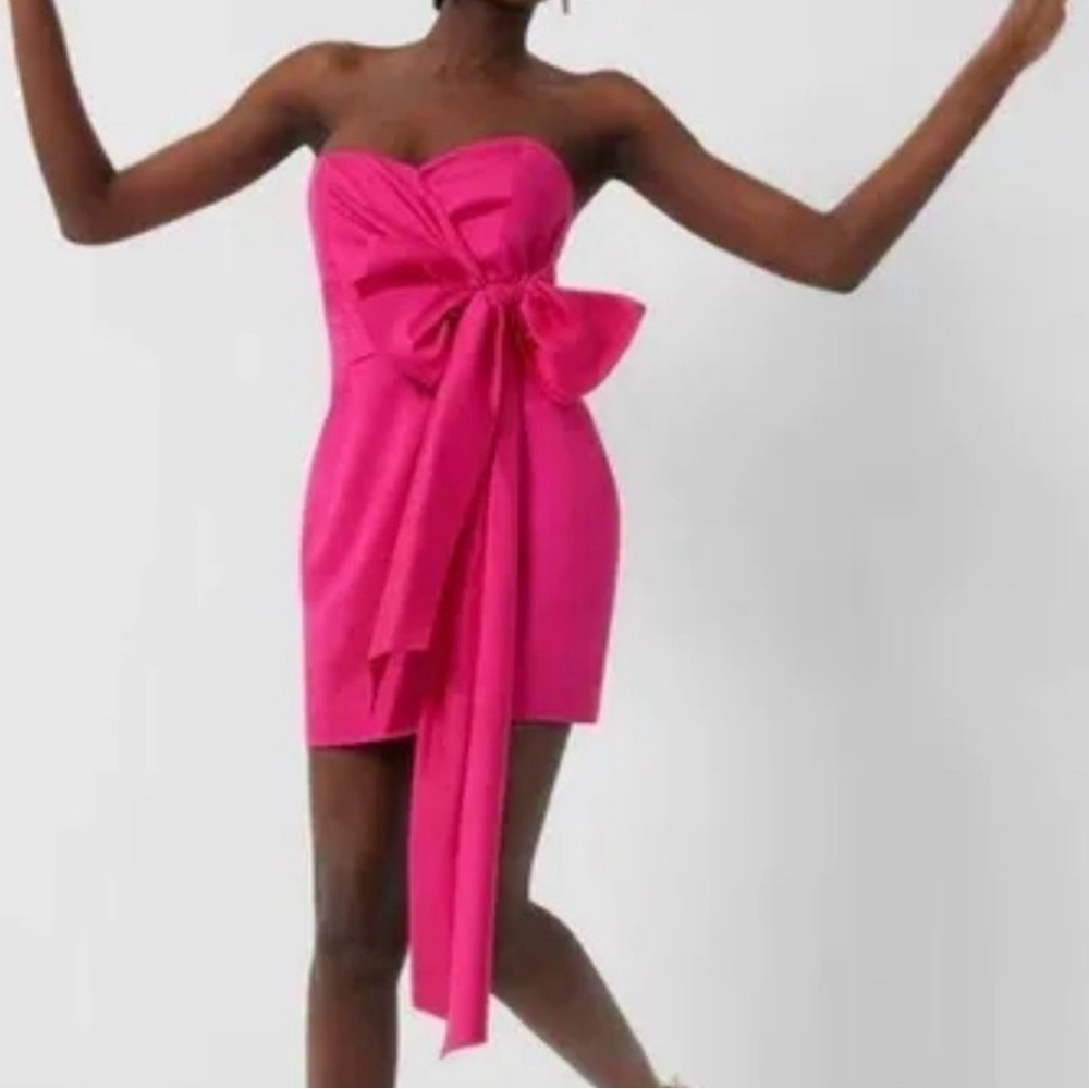 Elegant Pink Strapless Dress